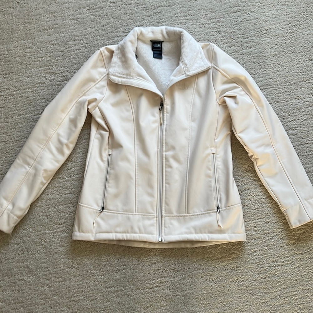 💯 Authentic The North Face Cream Jacket